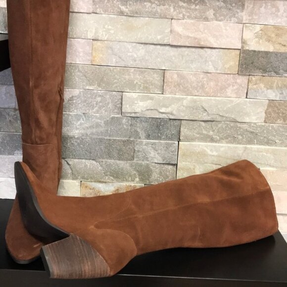 Charles David Nelson Suede To-The-Knee Boot - Picture 10 of 14